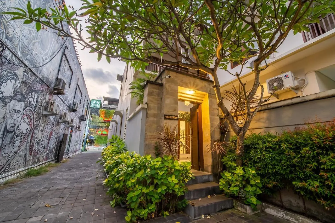 Villa Kinawa Seminyak インドネシア
